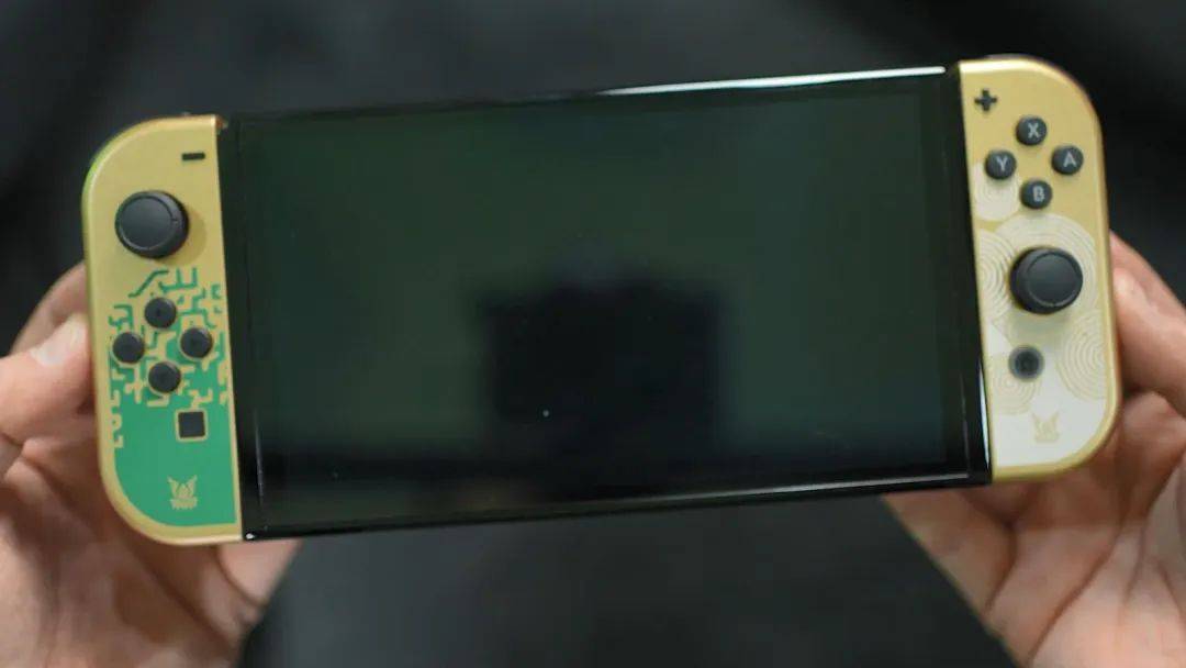 风向：Switch 2 领跑折叠屏新秀CQ9电子游戏平台2025 数码掌机新(图5)